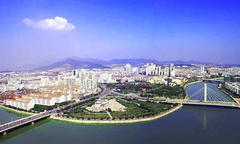 浙江，改革开放先锋，高质量发展典范