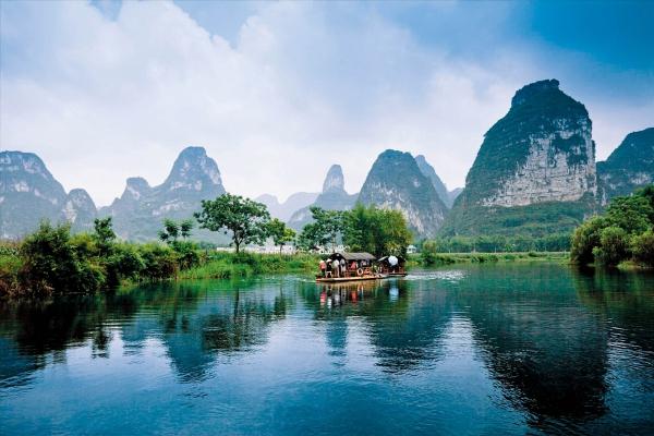 广西，多元文化融合的南疆风情概览